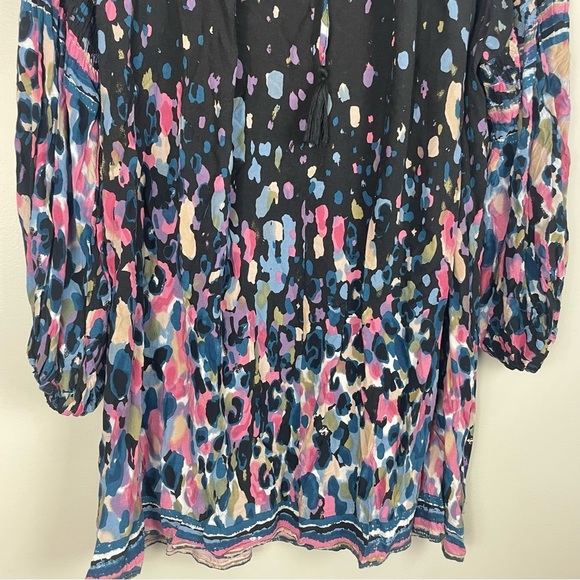 Umgee Multicolor Abstract Blouse - Picture 4 of 9